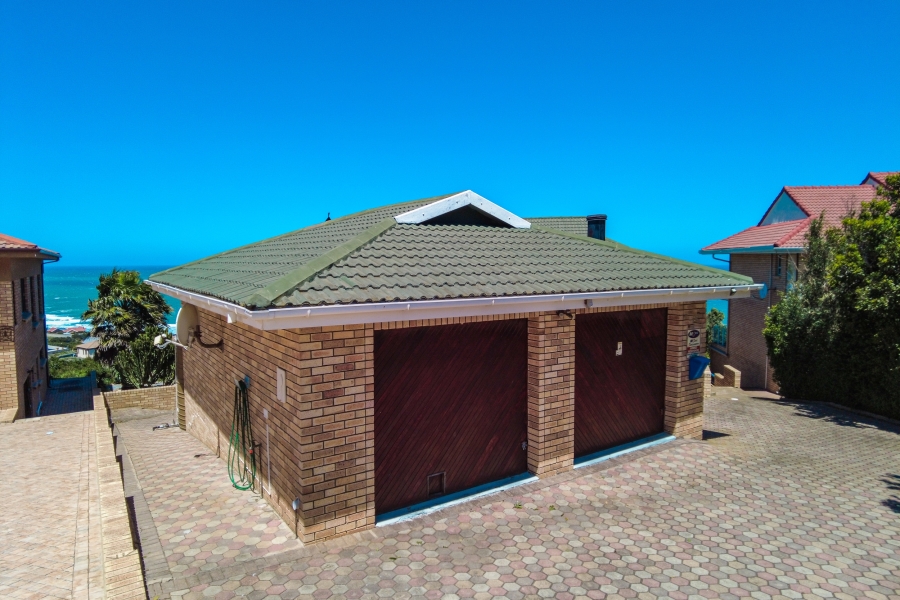 5 Bedroom Property for Sale in Dana Bay Western Cape